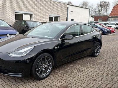 Schwarz Gebraucht 2020 Tesla Model 3 Standard Range Plus Limousine | 16.700 € (Fairer Preis)