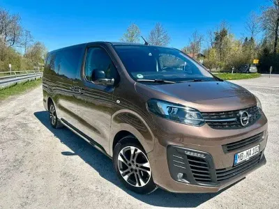 Gebraucht Opel Zafira Life Innovation 177 PS (130 kW) 2020 Braun Van / Kleinbus