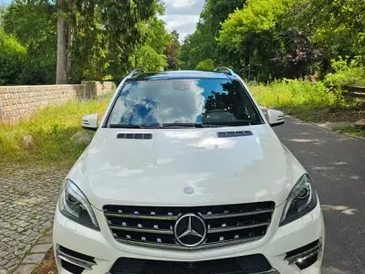 Gebraucht Mercedes ML400 333 PS (244 kW) 2015 Weiß SUV