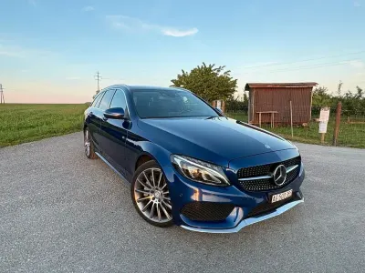 Gebraucht Mercedes C250 AMG line 204 PS (150 kW) 2015 Blau Kombi
