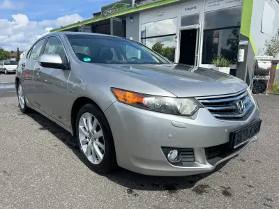 Gebraucht Honda Accord Executive 201 PS (147 kW) 2010 Buran silver m. Limousine