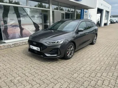 Gebraucht Ford Focus ST-Line X 155 PS (114 kW) 2022 Magneticgrau (metallic) Kombi