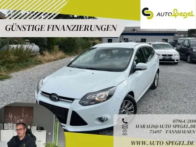 Gebraucht Ford Focus Titanium 140 PS (102 kW) 2011 Frostweiß Kombi