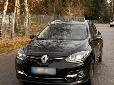 Gebraucht Renault Mégane GrandTour Bose Edition 132 PS (97 kW) 2015 Schwarz Kombi