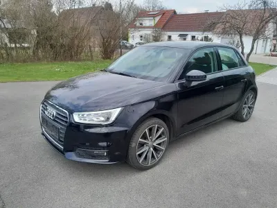 Gebraucht Audi A1 Sportback Ambiente 116 PS (85 kW) 2015 Schwarz Kleinwagen