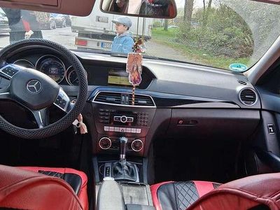 Gebraucht Mercedes C200 136 PS (100 kW) 2011 Kombi