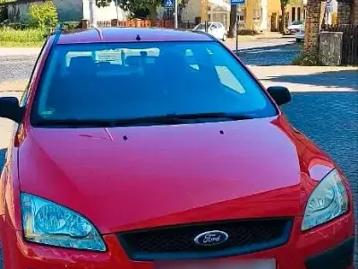 Używany Ford Focus 2005 Czerwony Kombi