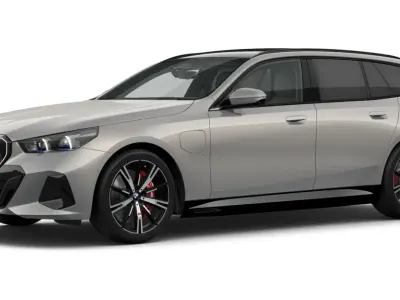 Gebraucht BMW 550e Comfort Edition 489 PS (359 kW) 2026 Grau Kombi