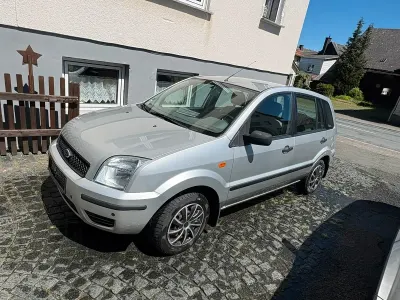 Gebraucht Ford Fusion 101 PS (74 kW) 2004 Silber Kleinwagen
