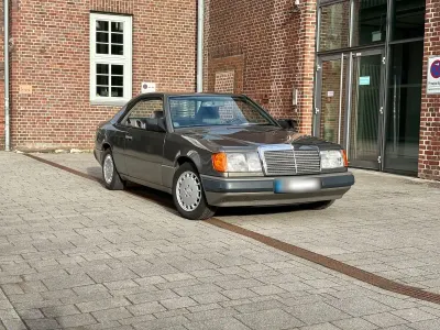 Occasion Mercedes 230 132 ch (97 kW) 1988 Gris Coupé