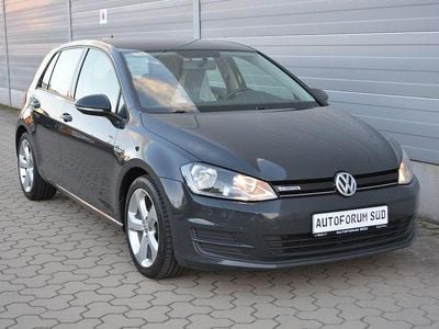 Grau Gebraucht 2015 VW Golf Limousine | 7.690 € (Fairer Preis)