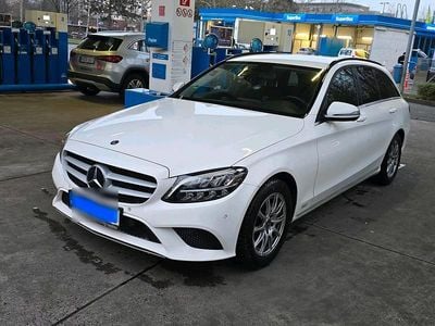 Weiß Gebraucht 2018 Mercedes C200 Kombi | 11.500 €