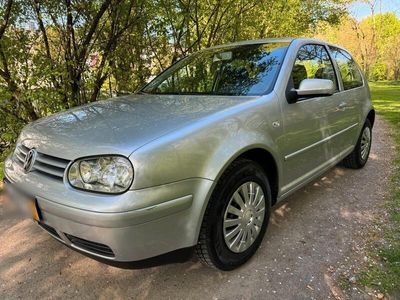 VW Golf IV