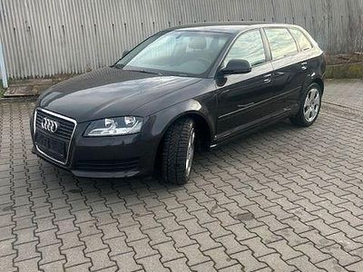 Gebraucht Audi A3 Ambiente 102 PS (75 kW) 2009 Grau Kleinwagen