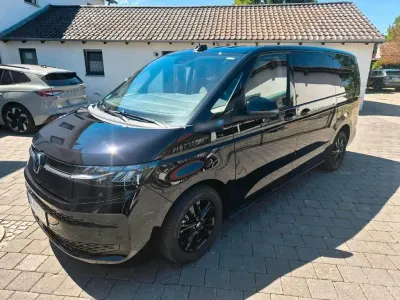 Gebraucht VW Multivan 218 PS (160 kW) 2022 Schwarz Van / Kleinbus