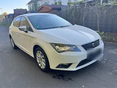 Gebraucht Seat Leon Style 150 PS (110 kW) 2013 Weiß Limousine