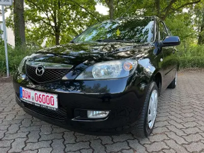 Gebraucht Mazda 2 Exclusive 80 PS (58 kW) 2003 Schwarz Kleinwagen