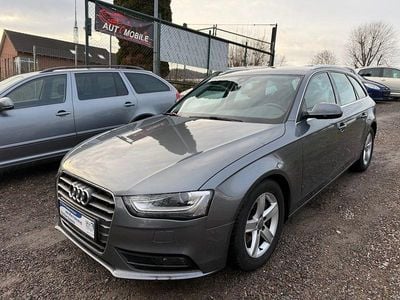 Grau Gebraucht 2012 Audi A4 Kombi | 8.990 € (Fairer Preis)
