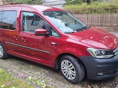 Gebraucht VW Caddy Trendline 150 PS (110 kW) 2019 Rot Van / Kleinbus