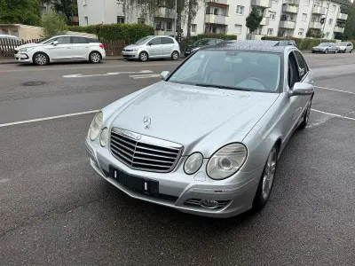 Gebraucht Mercedes E280 Avantgarde 231 PS (169 kW) 2007 Grau Limousine