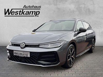 Gebraucht VW Passat R-line 272 PS (200 kW) 2025 Diabasgrau metallic Kombi