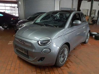 Usata Fiat 500e Icon 86 kW (118 CV) 2022 Grigio Berlina