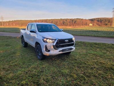 gebraucht Toyota HiLux 2,8 L (Garantie)