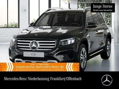 Mercedes GLB220