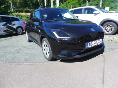 Gebraucht Suzuki Swift Comfort 83 PS (61 kW) 2026 Schwarz Kleinwagen