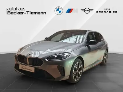 Neu BMW 120 Exclusive 170 PS (125 kW) 2025 Skyscraper grau metallic Kleinwagen