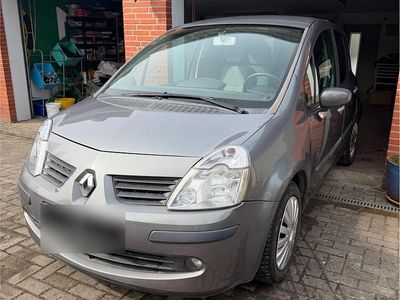 Usado Renault Modus 111 HP (81 kW) 2007 Cinzento Monovolume