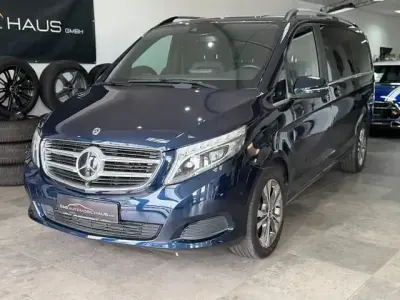 Gebraucht Mercedes V250 190 PS (139 kW) 2018 Blau Van / Kleinbus