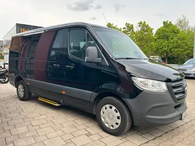 Używany Mercedes Sprinter 170 KM (125 kW) 2025 Czarny Van