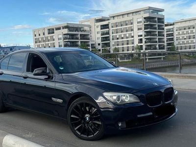 BMW 740