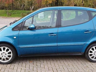 Gebraucht Mercedes A190 Elegance 125 PS (91 kW) 2002 Blau Limousine