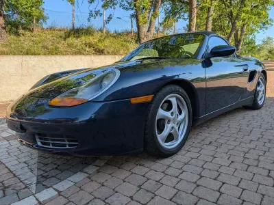 Gebraucht Porsche Boxster 220 PS (161 kW) 2000 Blau Cabrio
