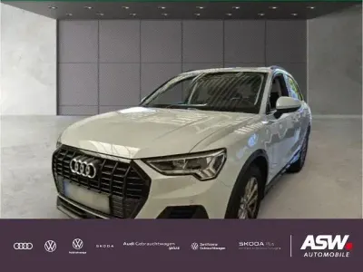 Gebraucht Audi Q3 Advanced Plus 150 PS (110 kW) 2023 Gletscherweiß metallic SUV