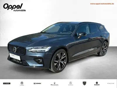 Gebraucht Volvo V60 Plus 197 PS (144 kW) 2023 Blau Kombi