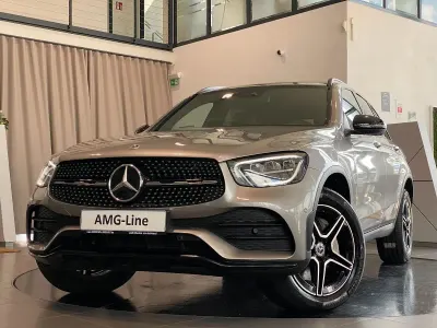 Gebraucht Mercedes GLC300de AMG line 306 PS (225 kW) 2022 Silber SUV