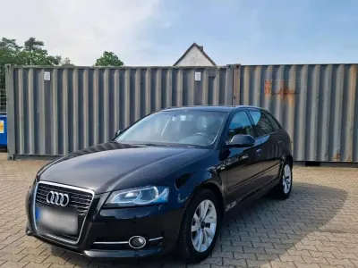 Gebraucht Audi A3 Sportback 140 PS (102 kW) 2012 Schwarz Kleinwagen