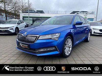 Gebraucht Skoda Superb Style 218 PS (160 kW) 2022 Blau Kombi