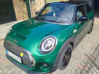 Gebraucht Mini Cooper SE 135 kW (184 PS) 2020 Grün Kleinwagen