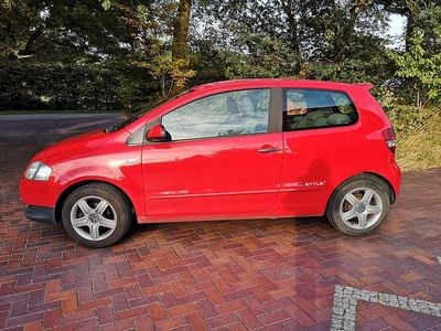 Gebraucht VW Fox Style 60 PS (44 kW) 2010 Rot Kleinwagen