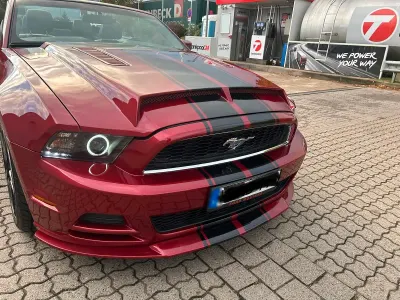 Begagnad Ford Mustang S 317 HK (233 kW) 2014 Röd Cab
