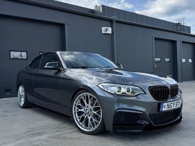 BMW M235