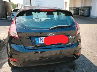 Gebraucht Ford Fiesta SYNC Edition 80 PS (58 kW) 2014 Schwarz Kleinwagen