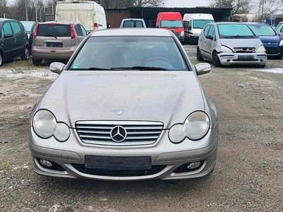 Gebraucht Mercedes C200 156 PS (114 kW) 2004 Grau Kleinwagen