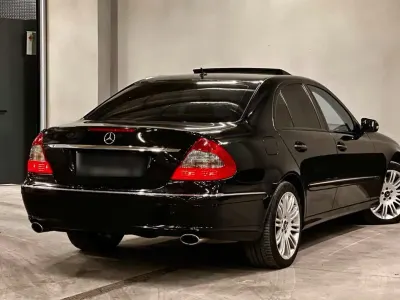 Gebraucht Mercedes E320 224 PS (164 kW) 2006 Schwarz Limousine