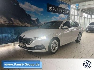 Usado Skoda Octavia Style 116 HP (85 kW) 2023 Branco Carrinha