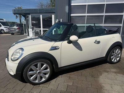 Begagnad Mini Cooper S Cabriolet 174 HK (127 kW) 2009 Vit Cab